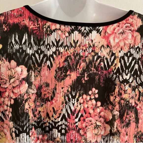 Hamilton | Floral Keyhole Sleeve Blouse NWOT - Picture 12 of 15